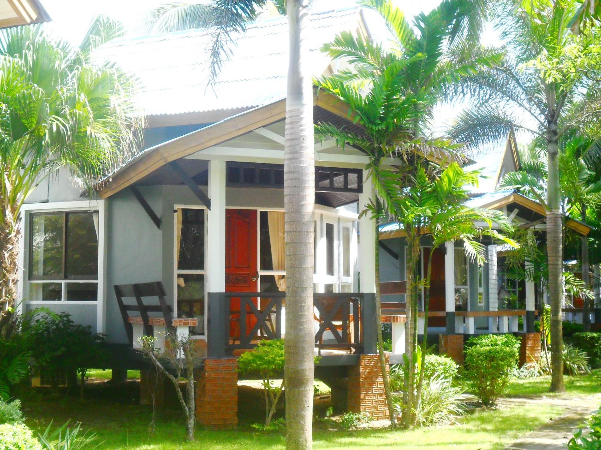 Lanta Palm Beach Resort , Beach Bungalow - Ko Lanta Pokoj fotografie