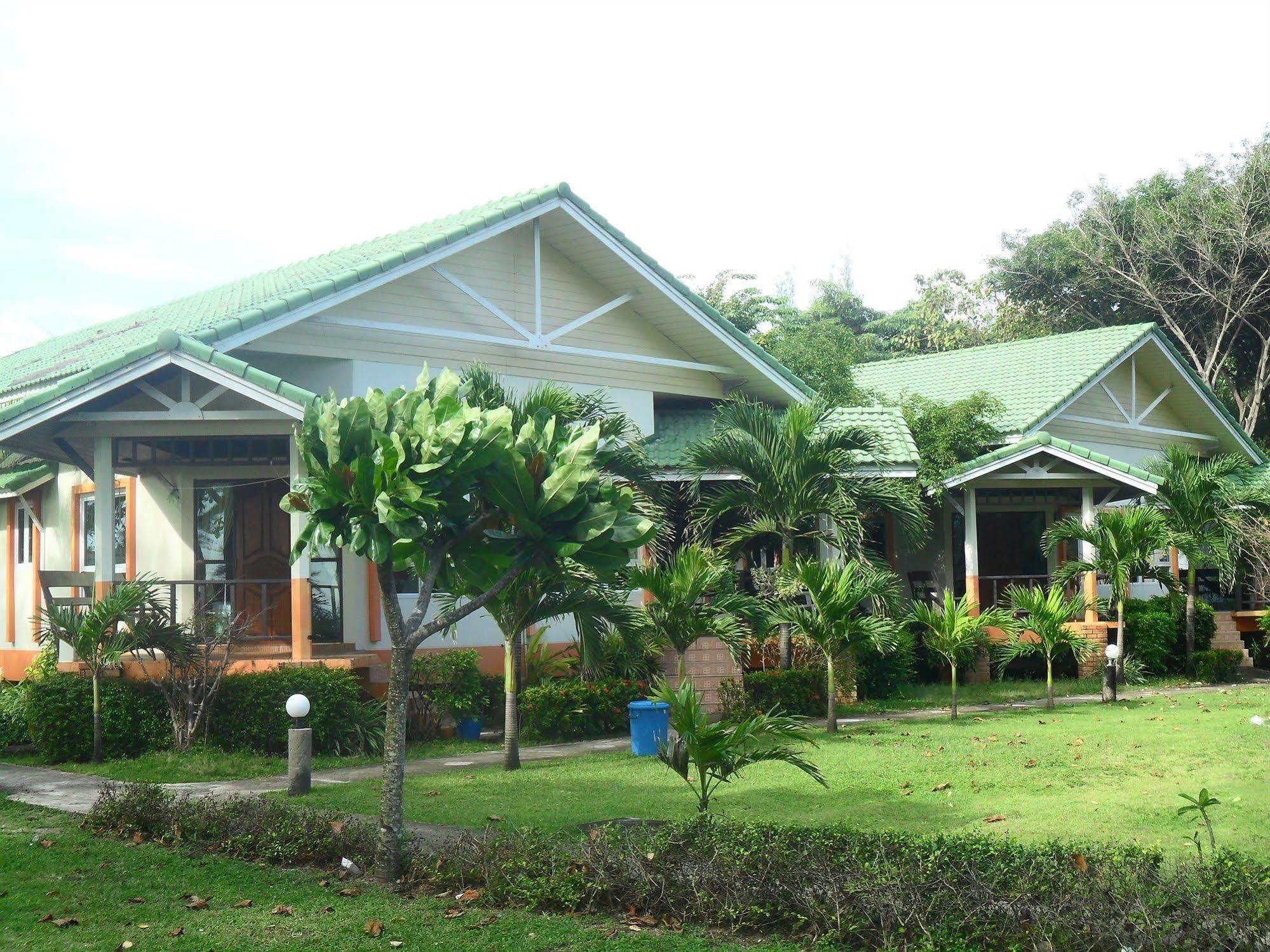 Lanta Palm Beach Resort , Beach Bungalow - Ko Lanta Exteriér fotografie
