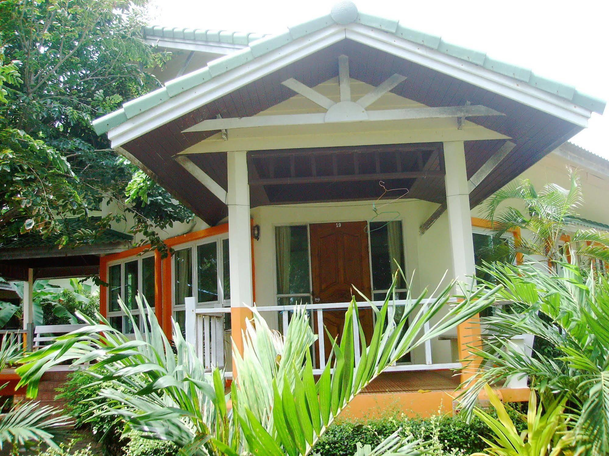 Lanta Palm Beach Resort , Beach Bungalow - Ko Lanta Exteriér fotografie