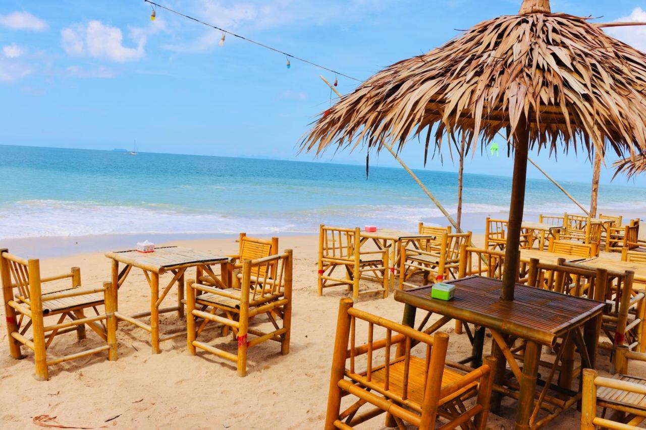 Lanta Palm Beach Resort , Beach Bungalow - Ko Lanta Exteriér fotografie